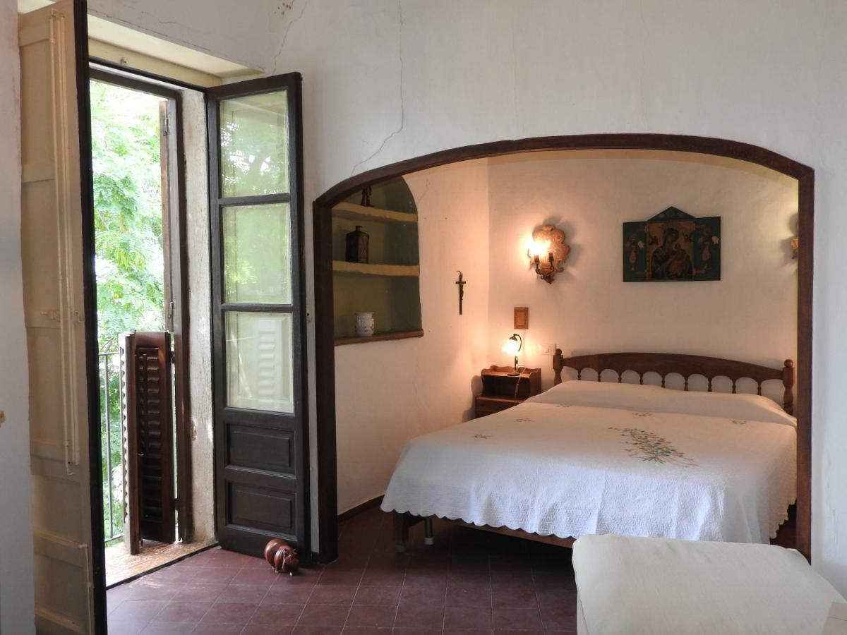 Villa Tana Pacenzia 체팔루 외부 사진